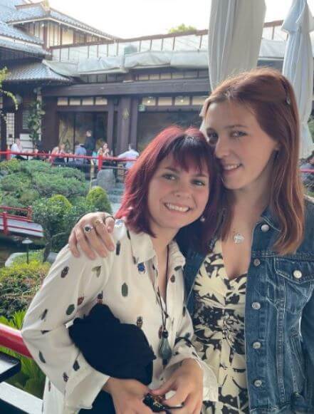 Ila Kreischer with her elder sister Georgia.